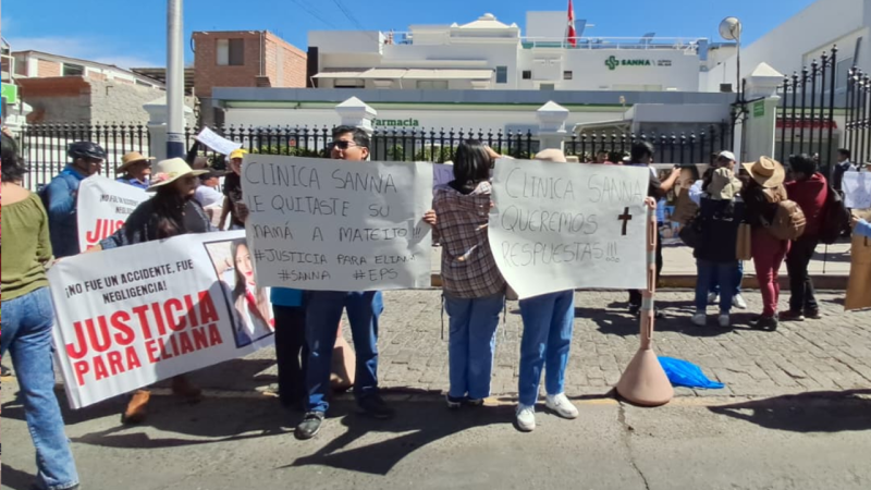 Piden justicia por joven que falleció hace un mes tras dar a luz